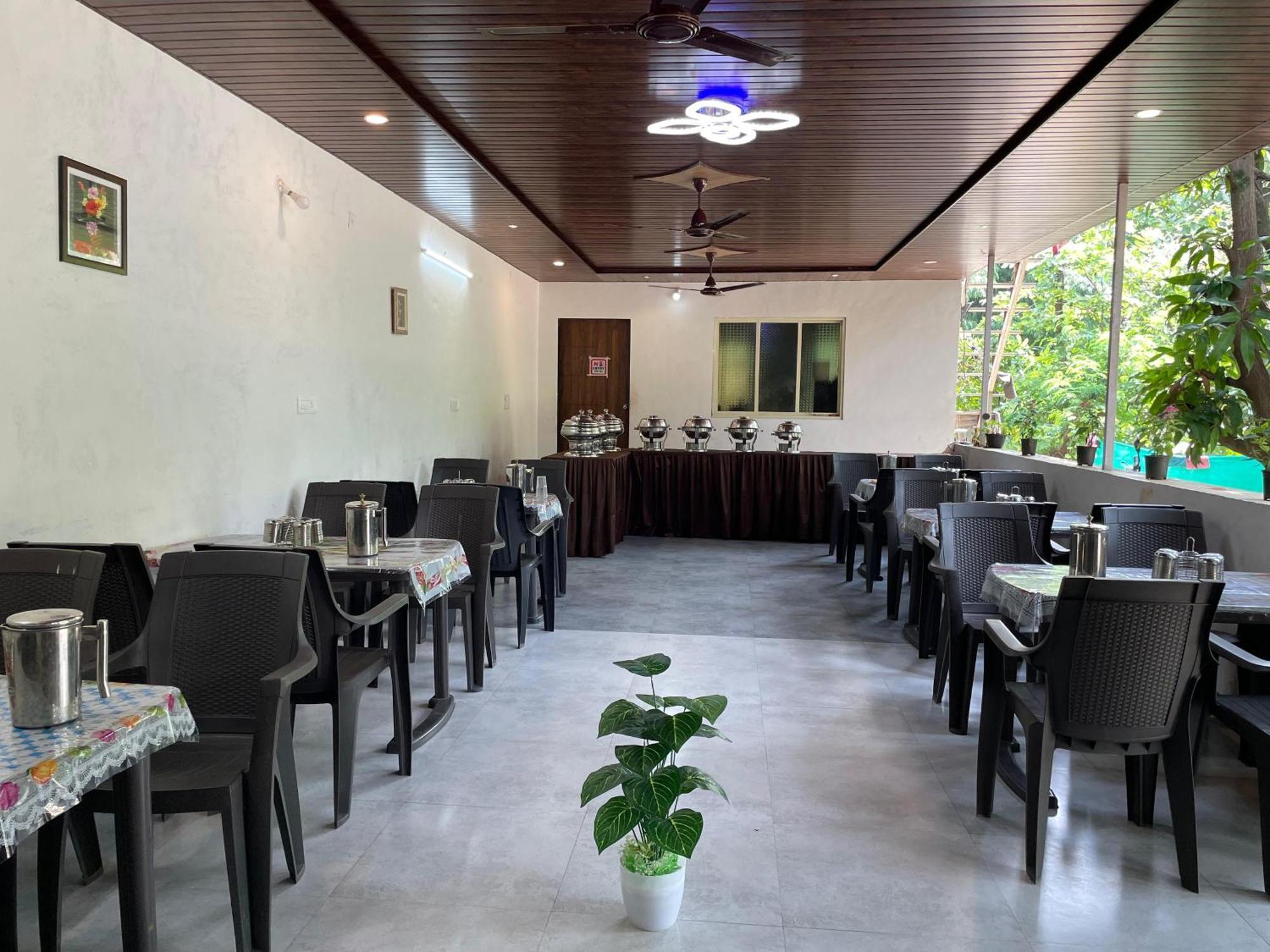 Riverland Farm And Resort Karjat Exterior photo